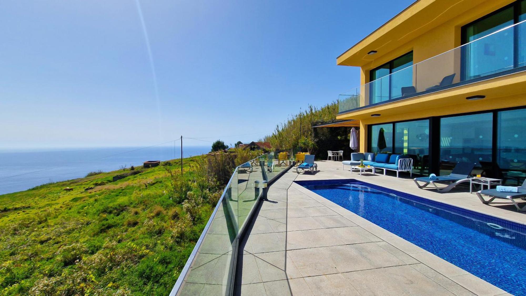 Eden Sun - A Modern Luxury Villa With A Panoramic View برازيريس المظهر الخارجي الصورة