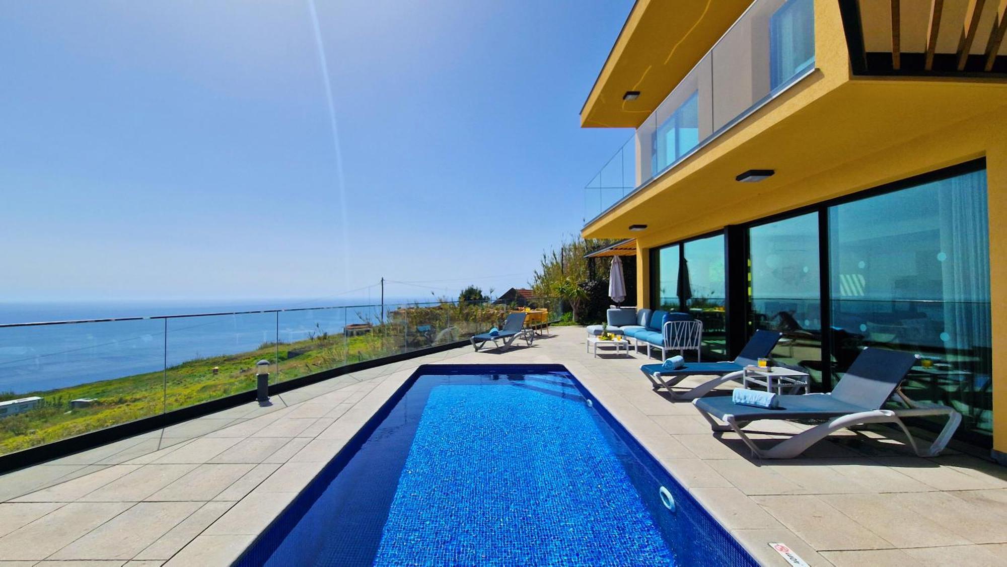 Eden Sun - A Modern Luxury Villa With A Panoramic View برازيريس المظهر الخارجي الصورة