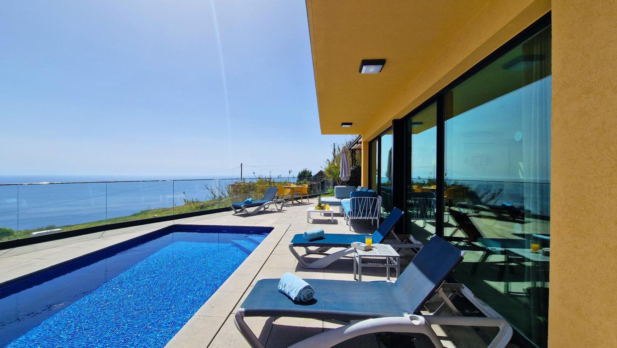 Eden Sun - A Modern Luxury Villa With A Panoramic View برازيريس المظهر الخارجي الصورة
